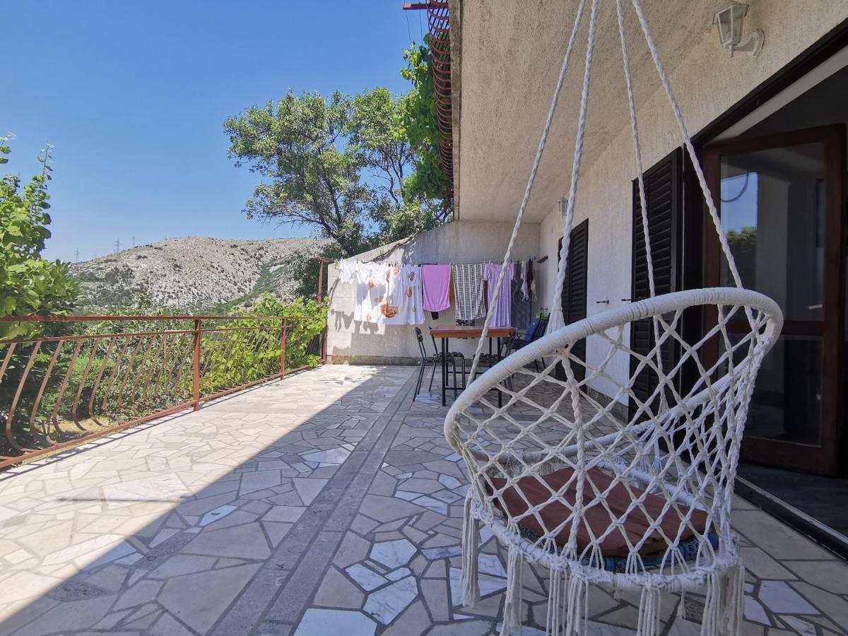Deedee Apartment Сен Екстериор снимка