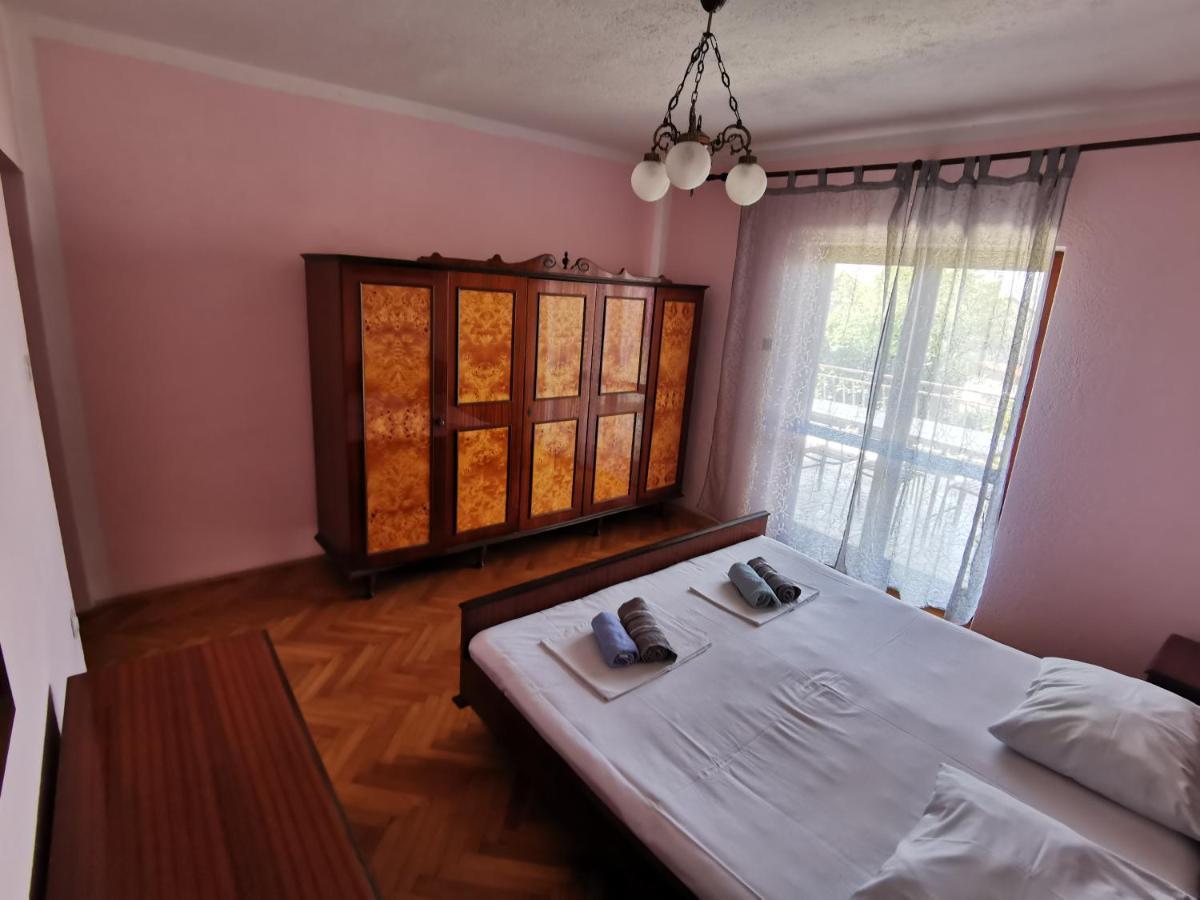 Deedee Apartment Сен Екстериор снимка