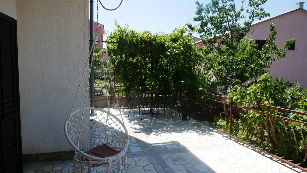 Deedee Apartment Сен Екстериор снимка